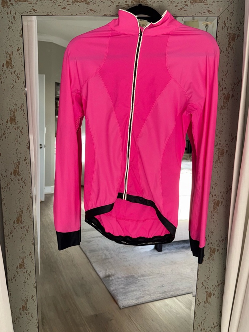 Lululemon Bright Hot Pink Full-Zip Cycling Jersey